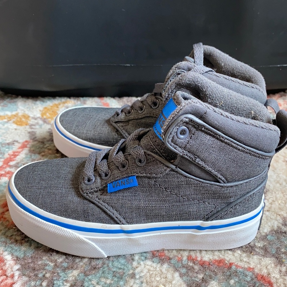 10.5 Boys Vans